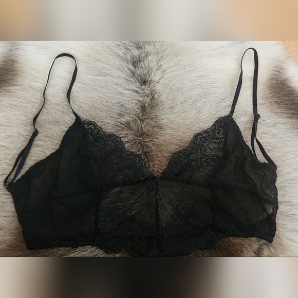 NASTY GAL black lace bralette in size XS - Picture 2 of 5